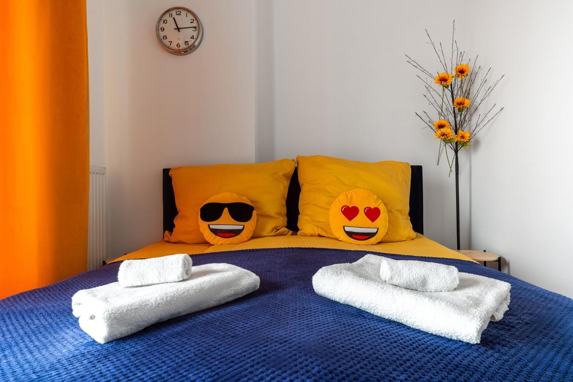 Apartamenty Wola Tower Varšava Exteriér fotografie