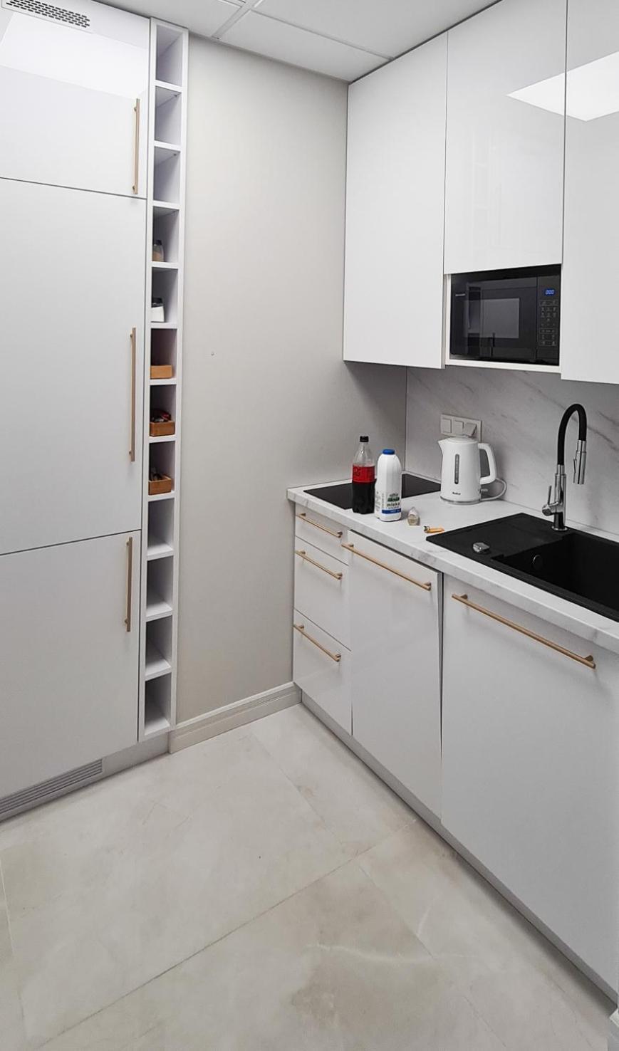 Apartamenty Wola Tower Varšava Exteriér fotografie