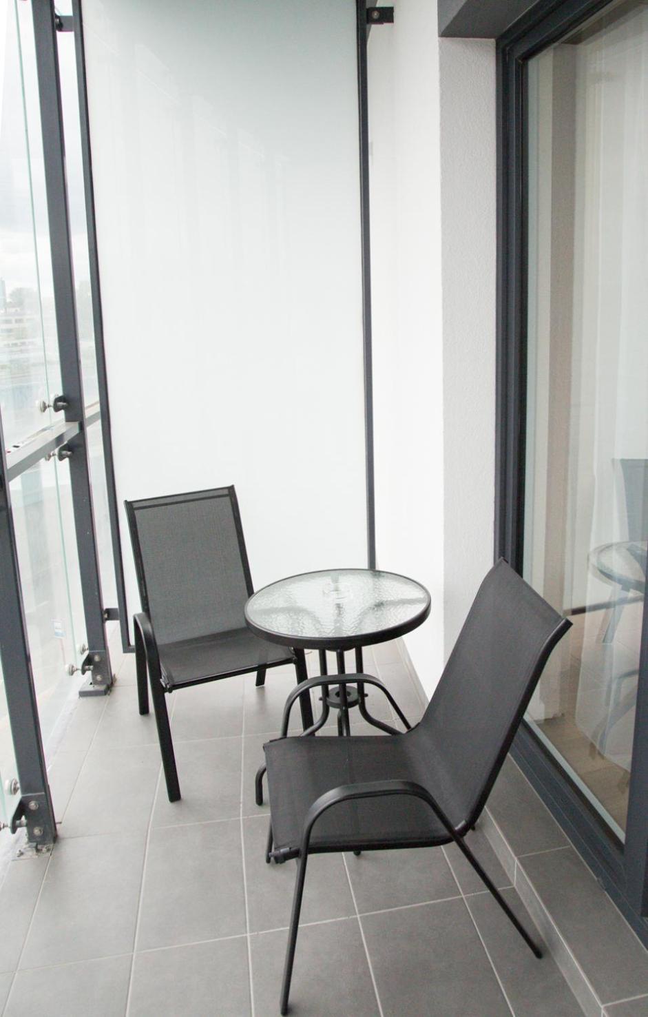 Apartamenty Wola Tower Varšava Exteriér fotografie