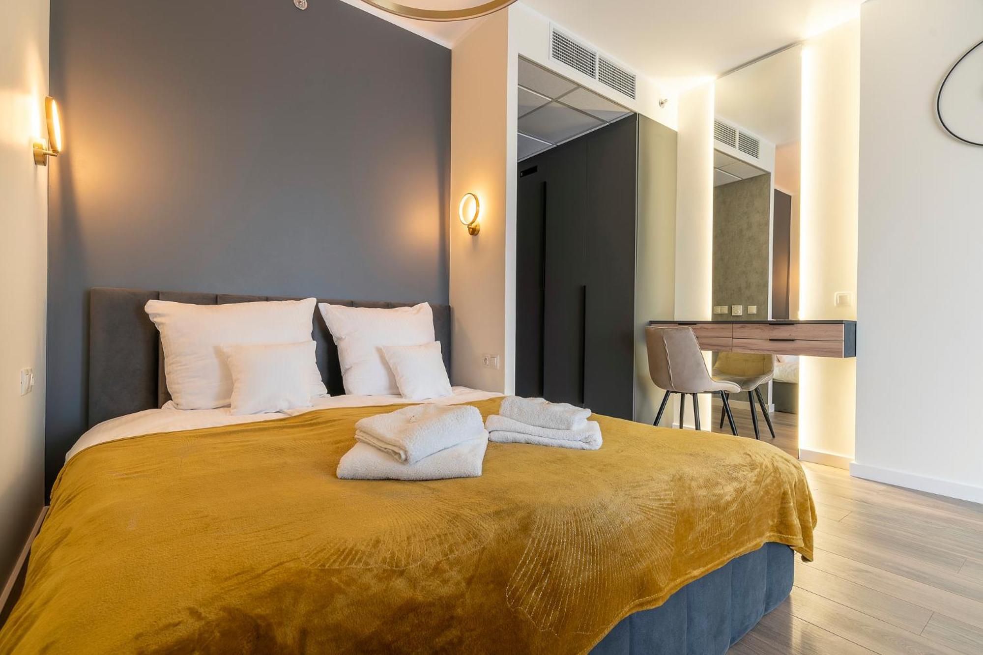 Apartamenty Wola Tower Varšava Exteriér fotografie